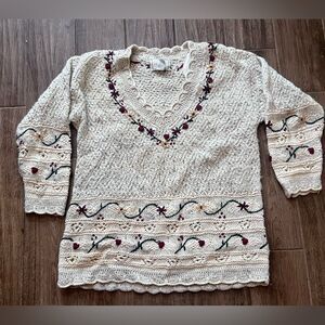 Express Tricot V-neck Tunic Sweater Sz L Cream V-neck Floral Embroidered Vintage